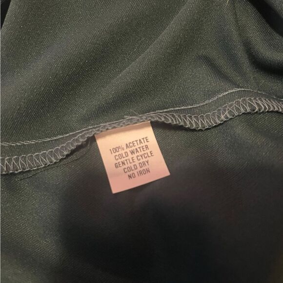 Bellomo Gown - Picture 12 of 12